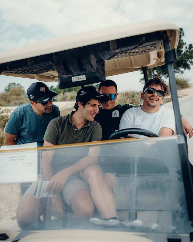 熊猫直播官网-索伯车队逆转雷诺车队，佩雷兹扛起全队