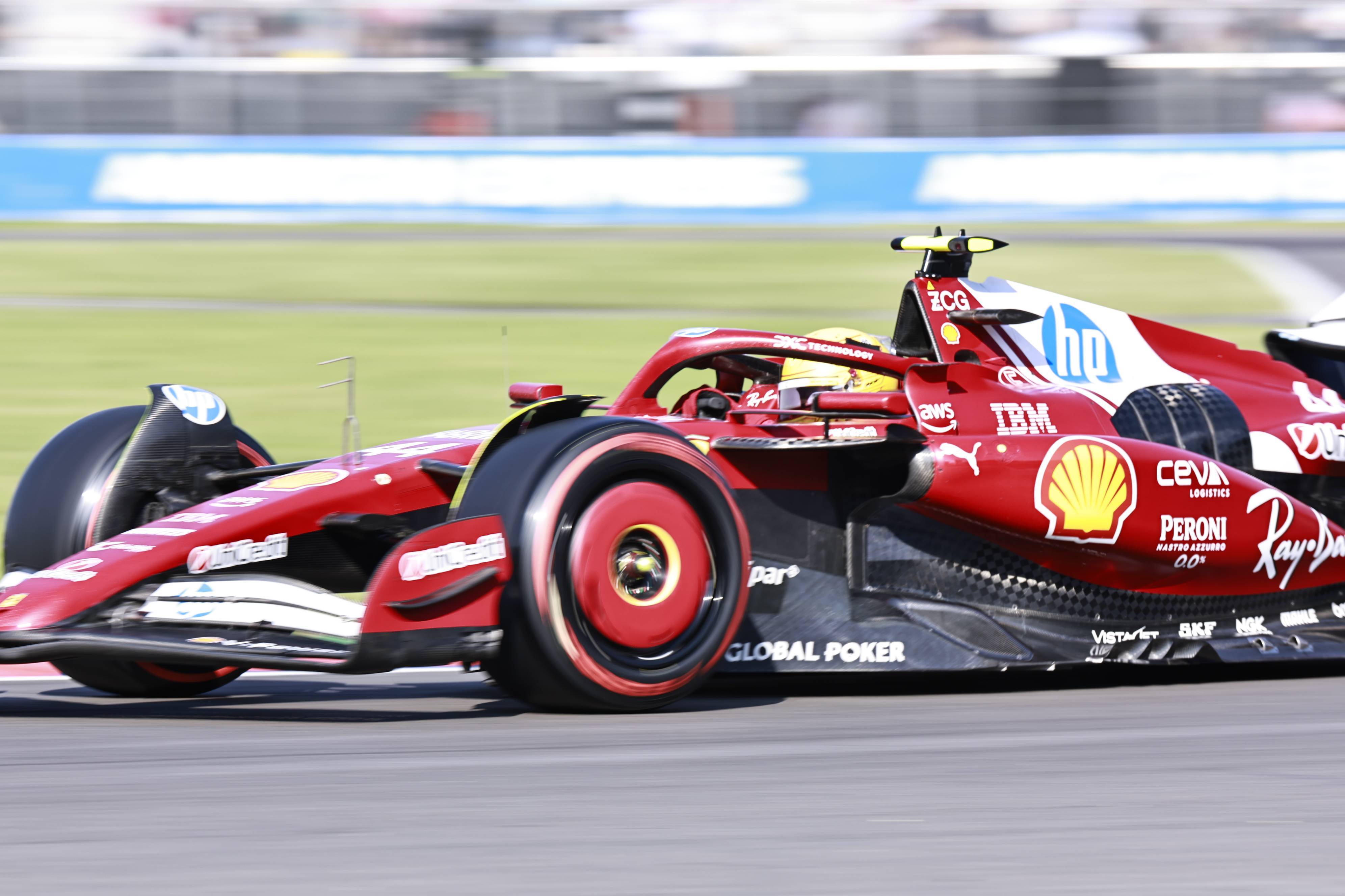 法拉利鏖战红牛车队，诺里斯惊艳四座