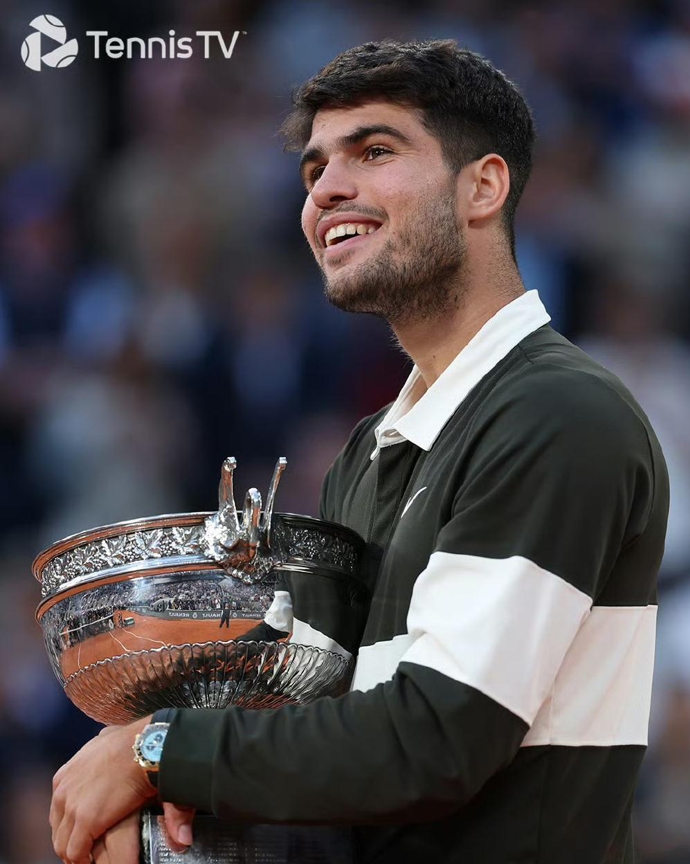 澳网轻取拉沃尔杯，阿尔卡拉斯统治全场