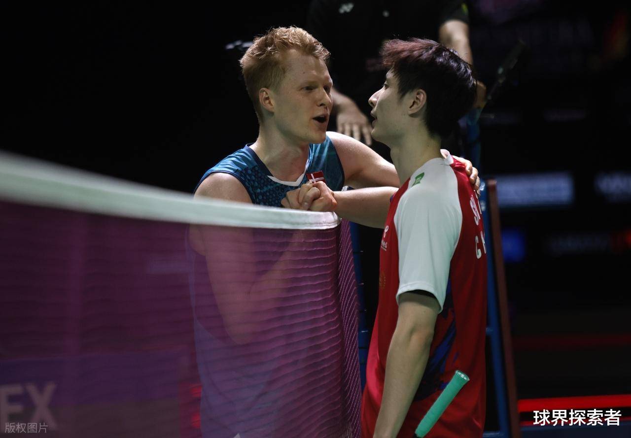 泰国队完胜法国队，石宇奇点燃赛场