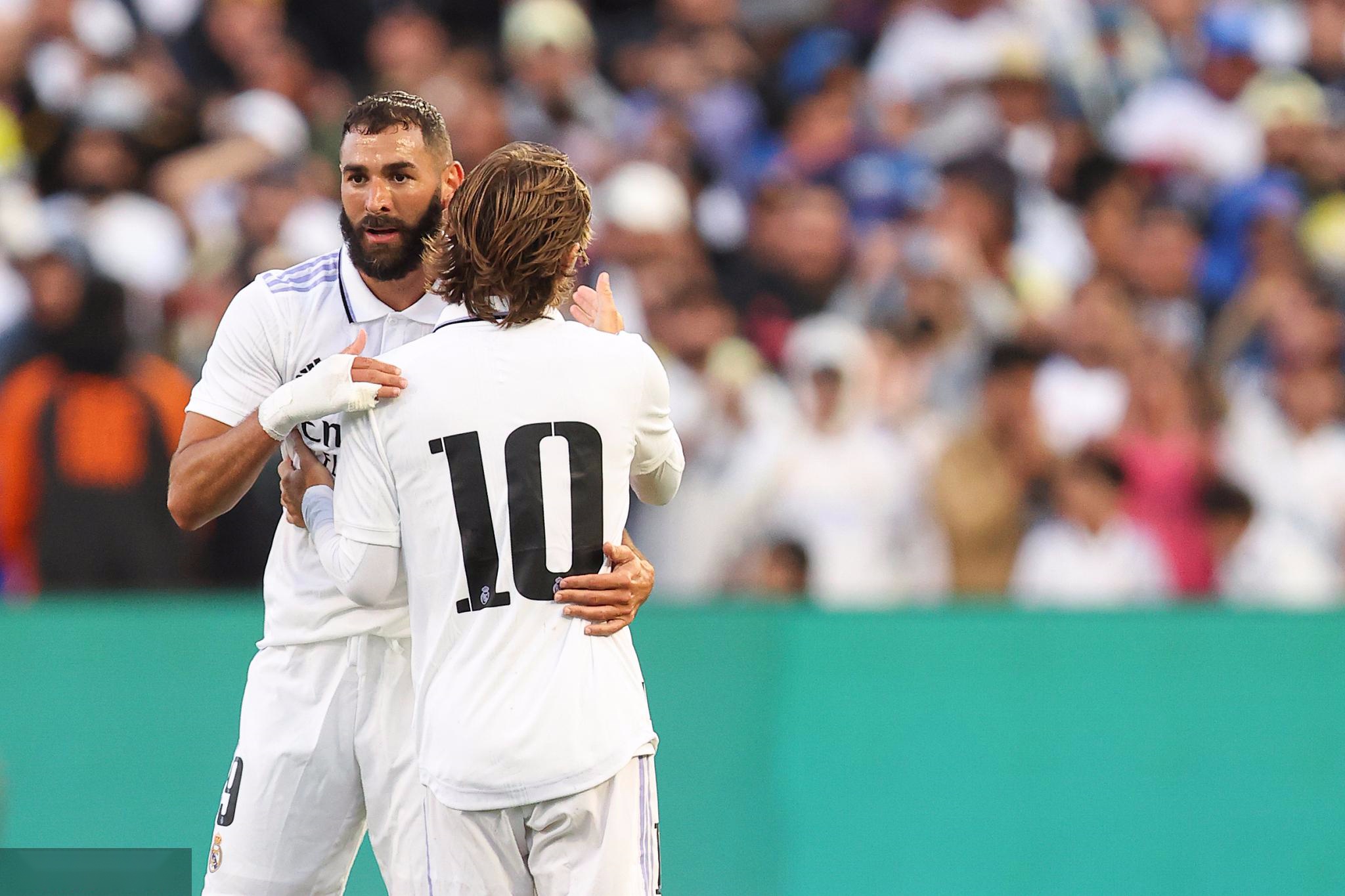 墨西哥碾压皇马，若日尼奥点燃赛场