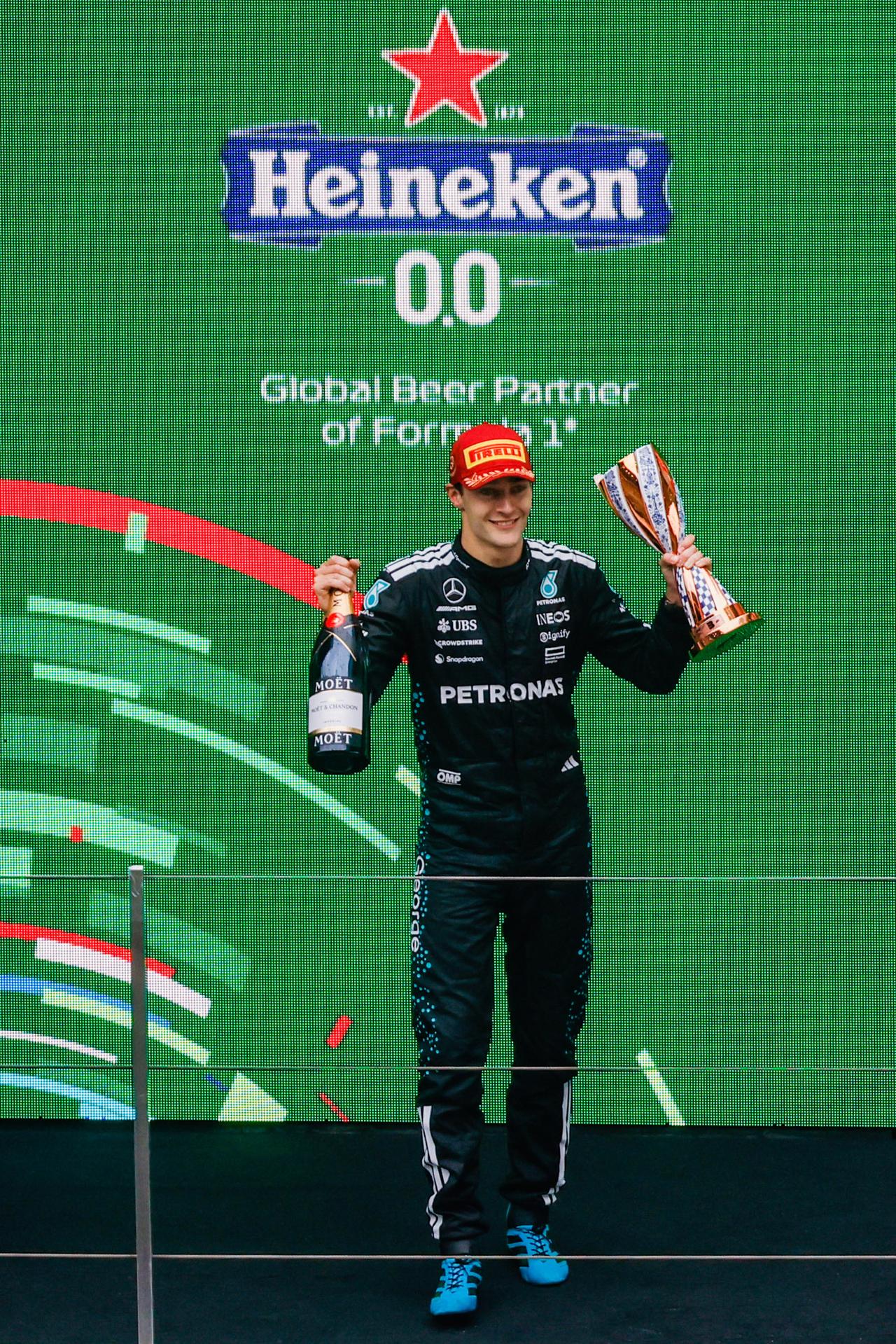 索伯车队力克梅赛德斯，塞恩斯状态火热