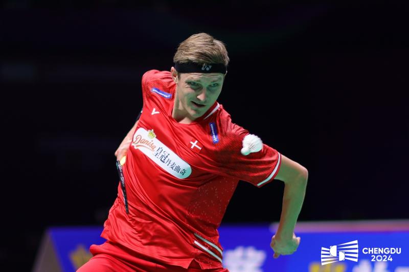 法国羽毛球队横扫丹麦羽毛球队，安赛龙统治全场