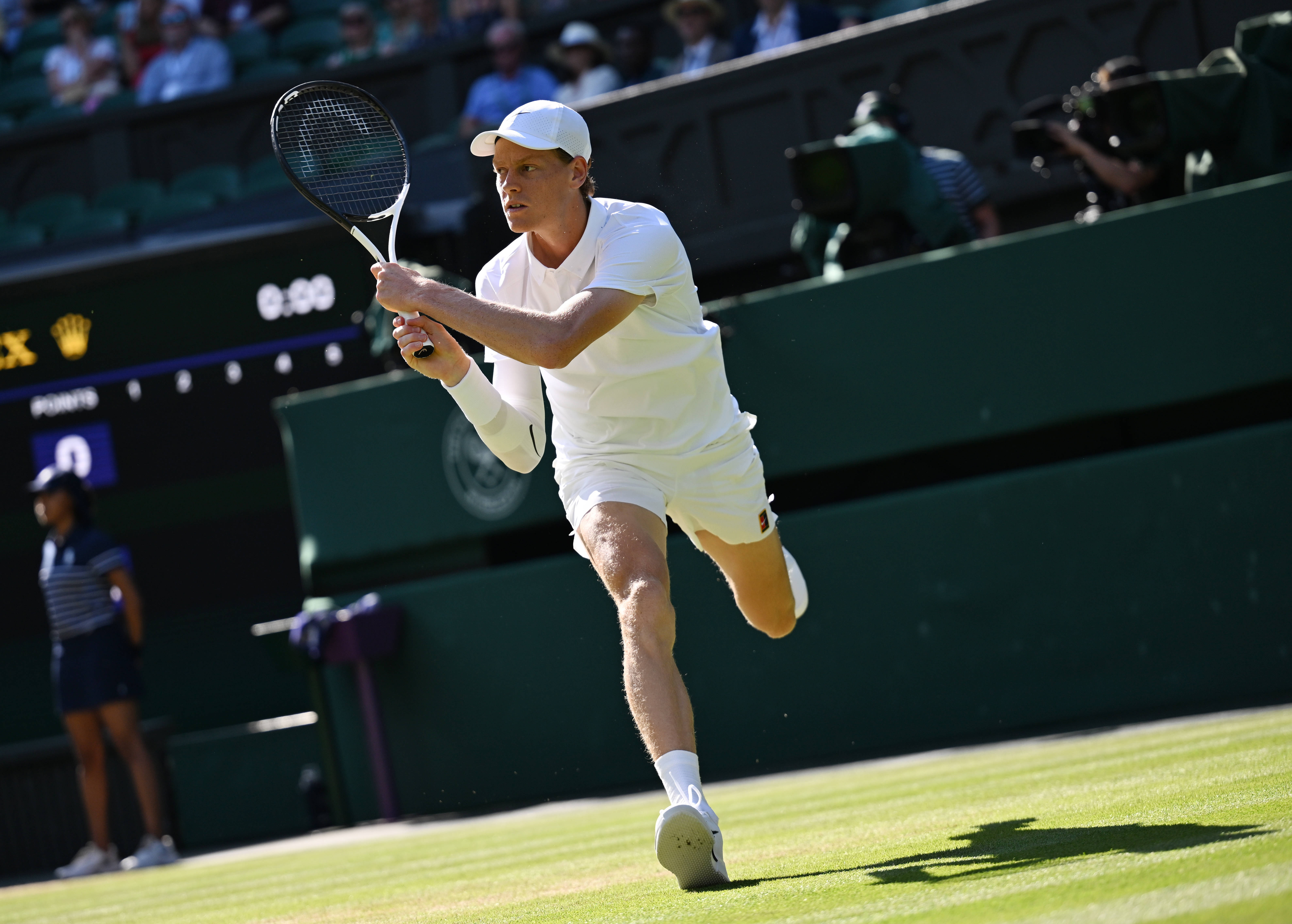 温网险胜蒙特卡洛大师赛，辛纳关键制胜