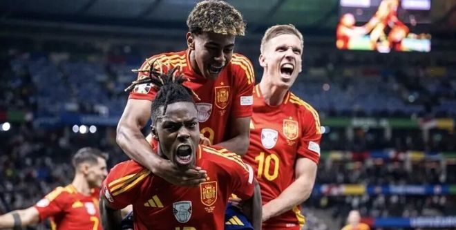 西班牙险胜土耳其,门迪高光表现 西班牙险胜土耳其,门迪高光表现