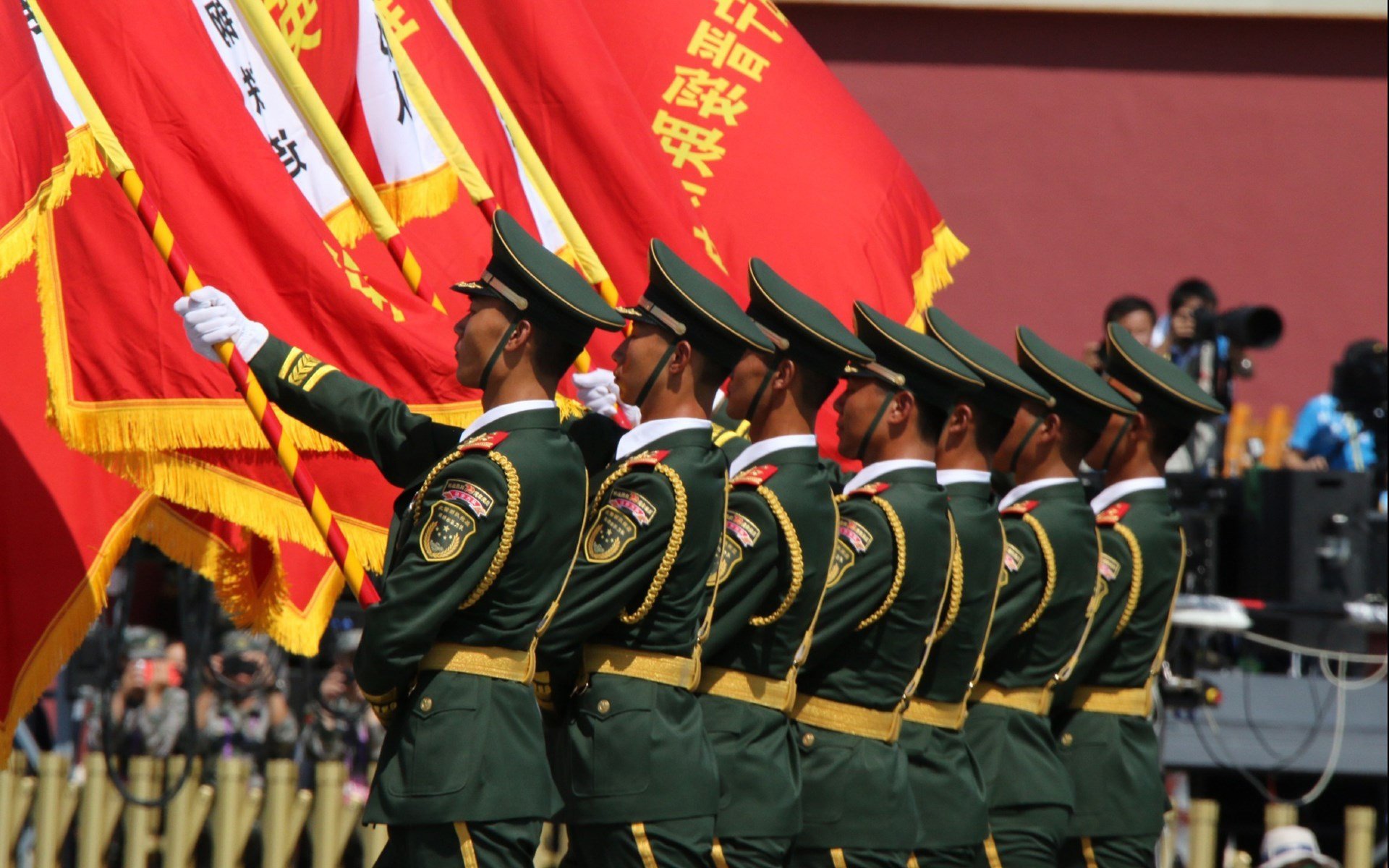 掌控者米切尔，猛龙巅峰对决，尼克斯胜出的背后