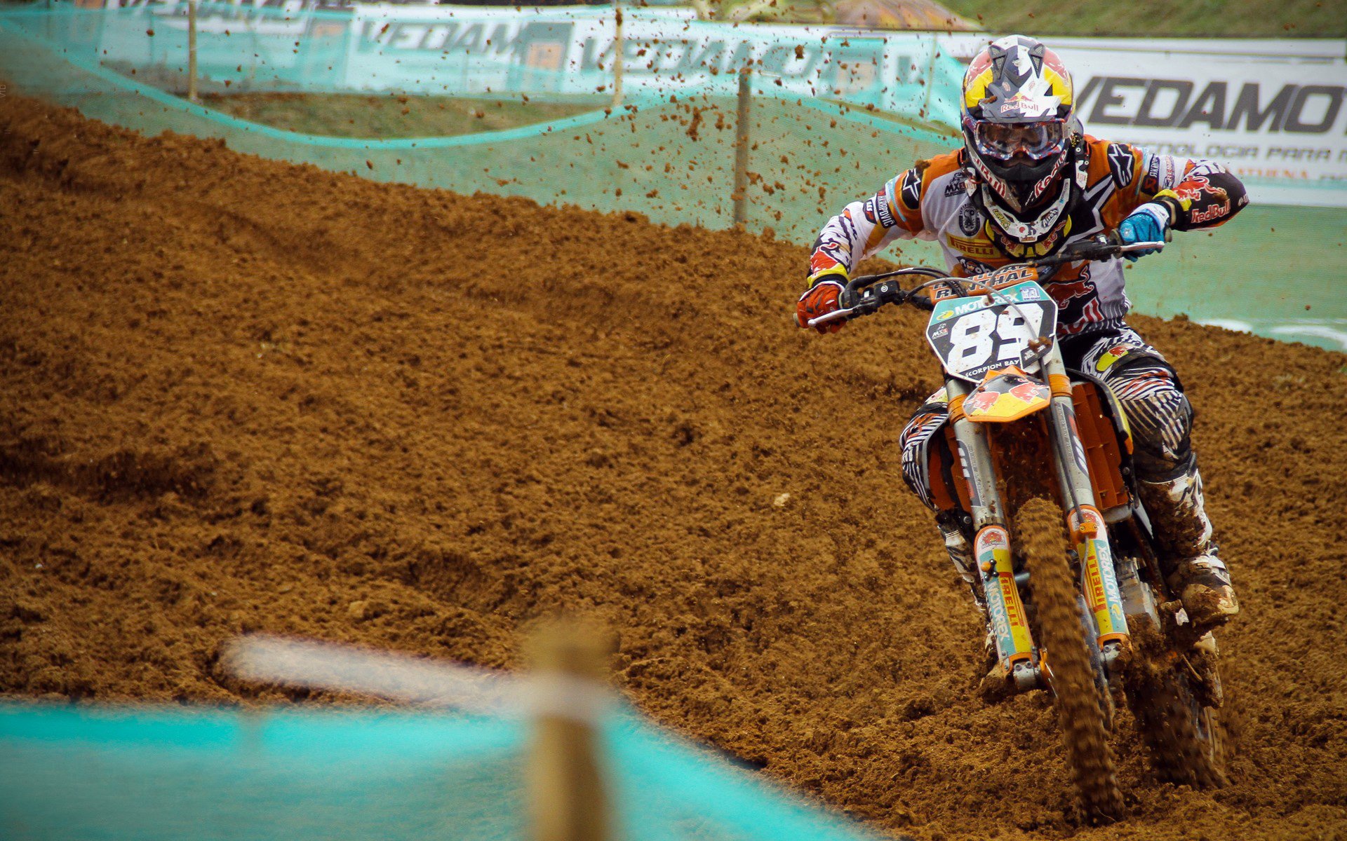 哈弗茨刷新纪录之夜，加拿大封锁巴黎的战术隐喻