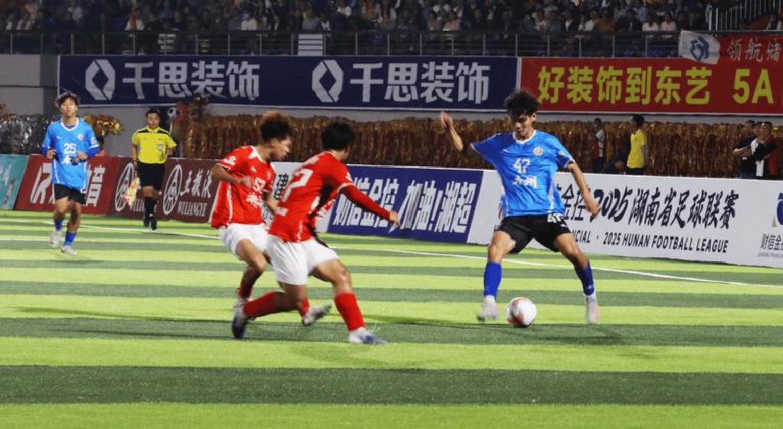 球员表现稳定，为球队带来稳定战绩！