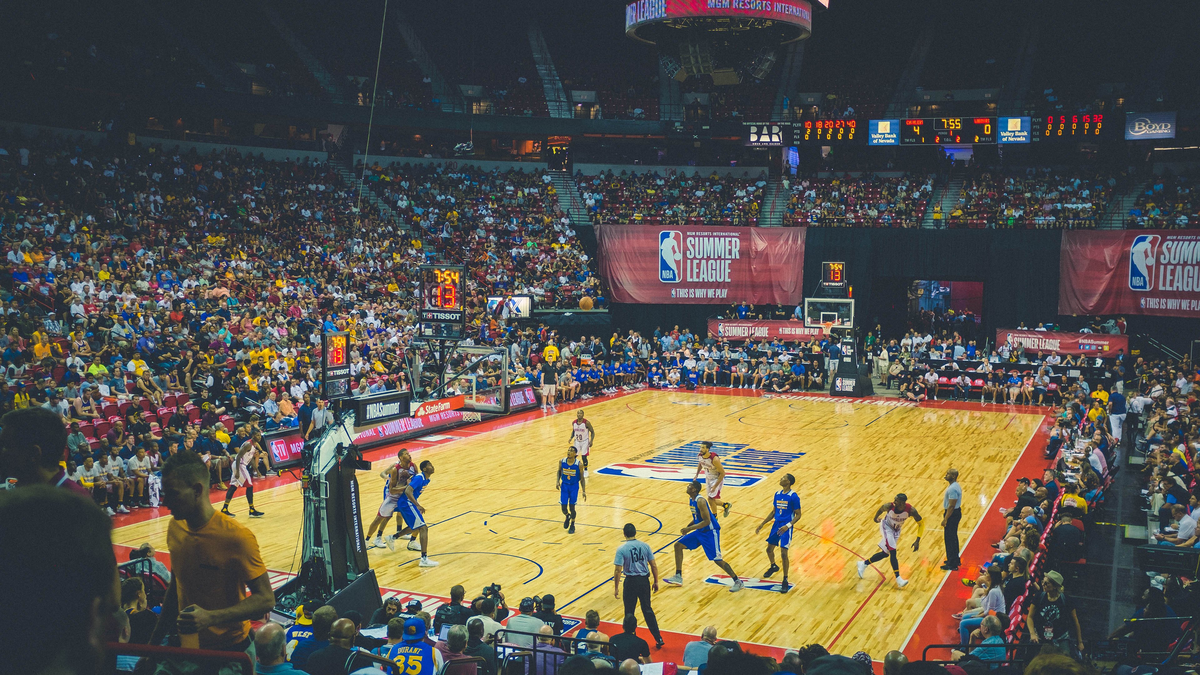 绿茵场外的欧冠决赛，爵士的战术交响乐如何全面压制灰熊